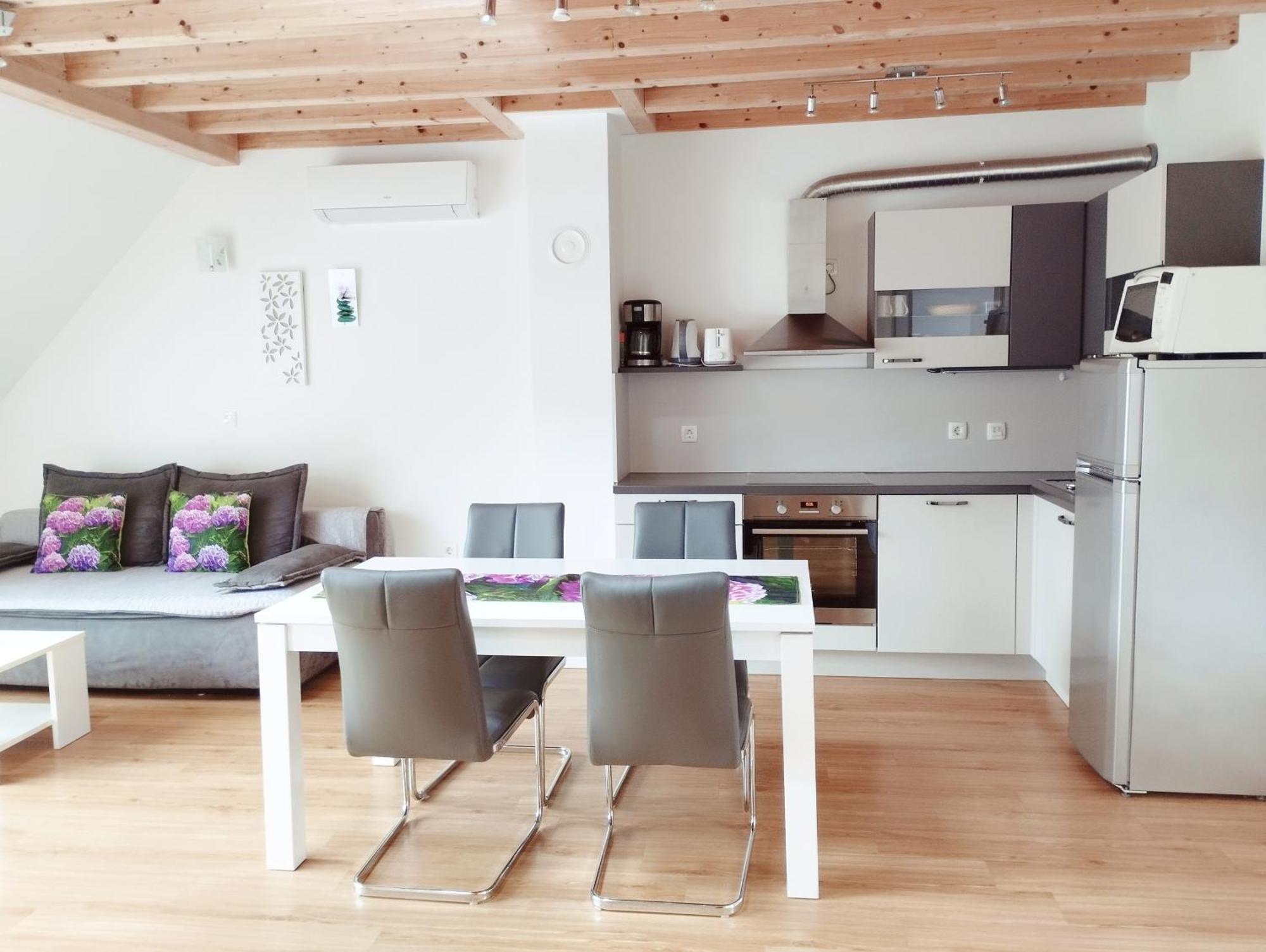 Apartments Wallas Bovec Bilik gambar